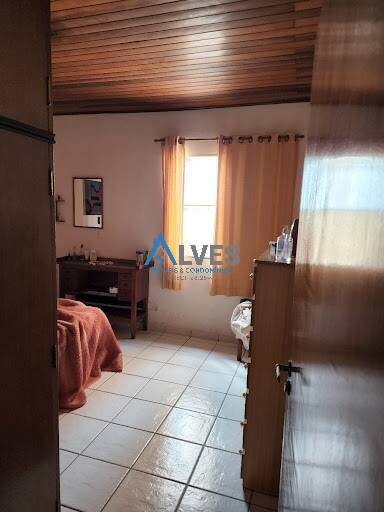 Casa, 4 quartos, 300 m² - Foto 21