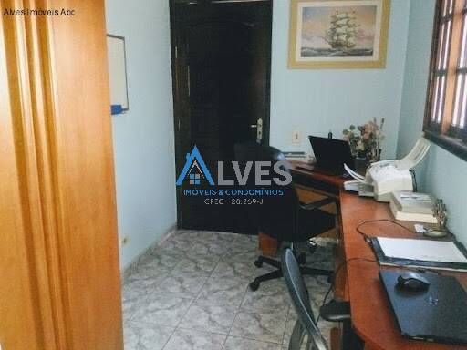 Casa, 5 quartos, 212 m² - Foto 13