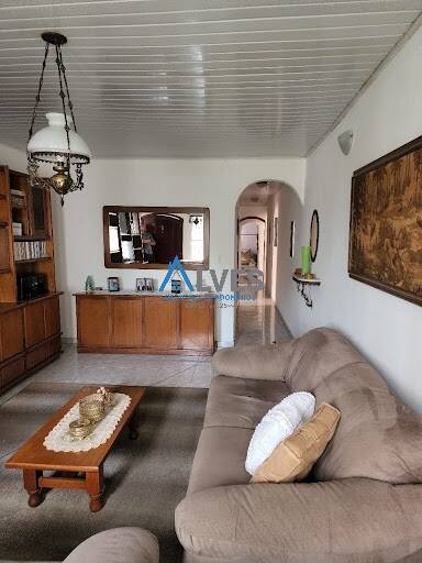 Casa, 4 quartos, 300 m² - Foto 1