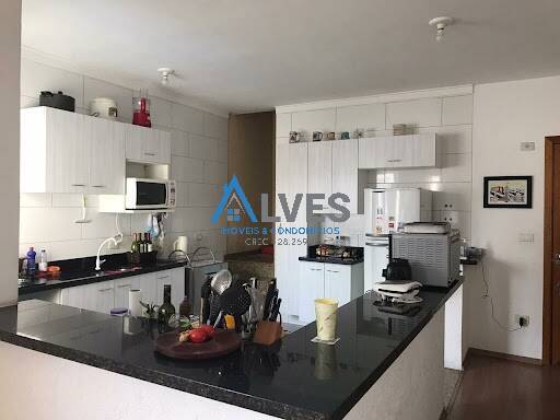 Apartamento, 3 quartos, 180 m² - Foto 1