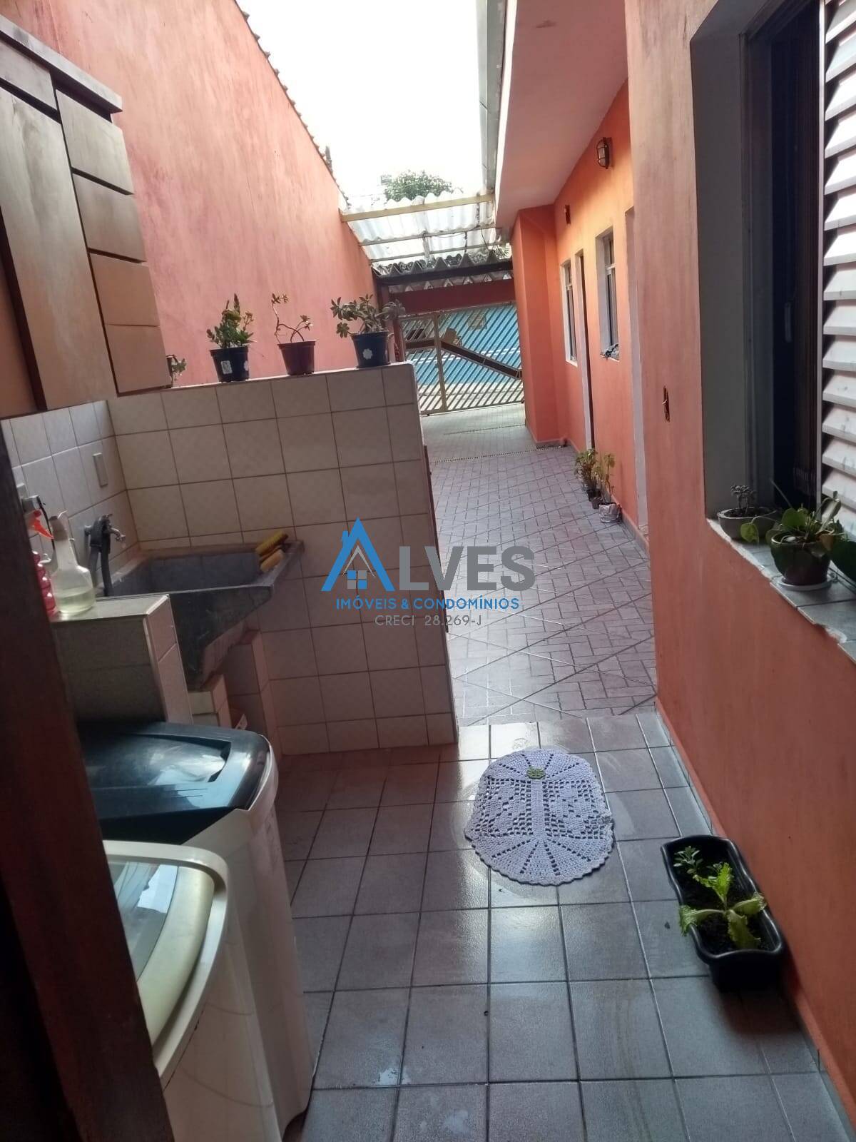 Casa à venda com 4 quartos, 126m² - Foto 11