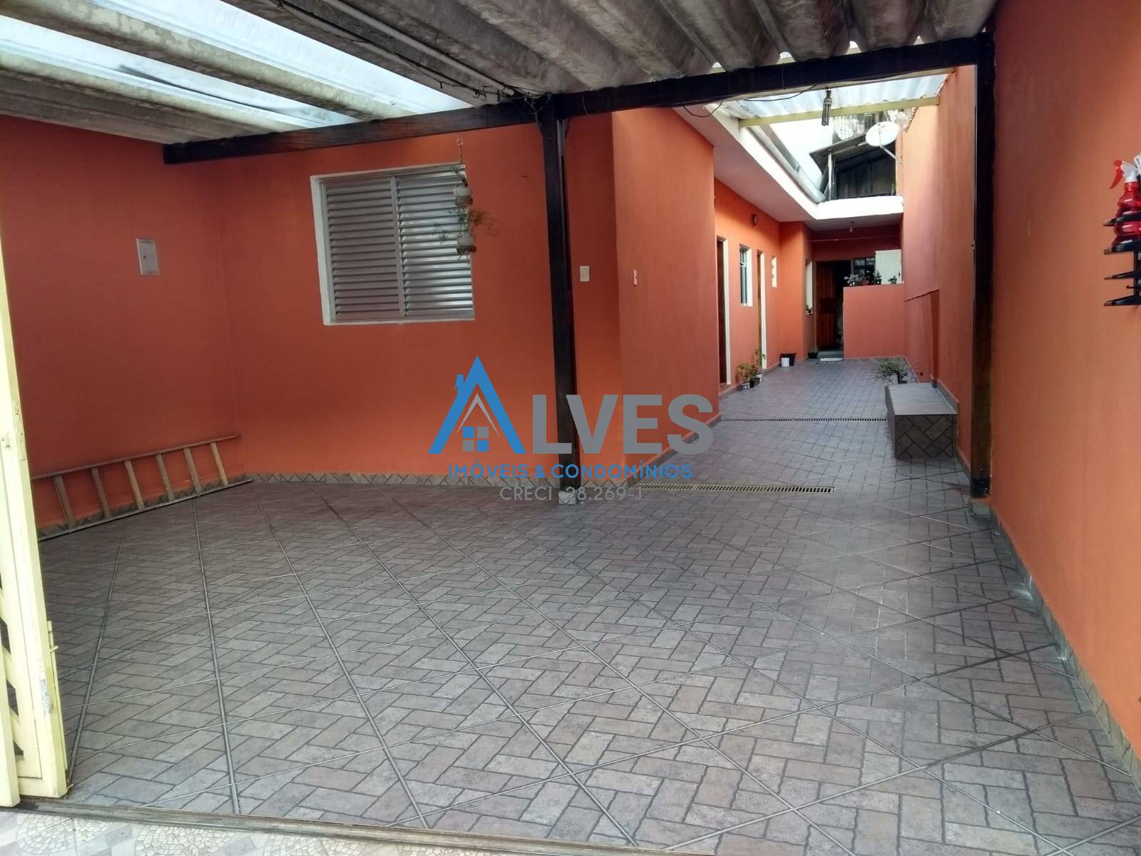 Casa à venda com 4 quartos, 126m² - Foto 3