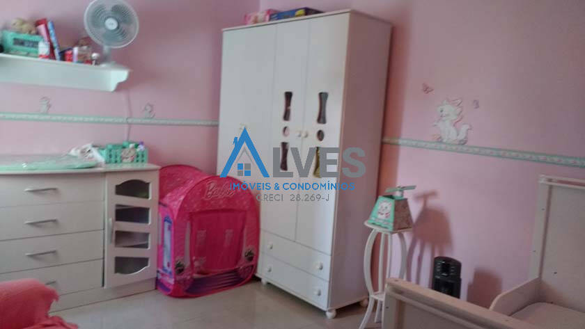 Casa, 4 quartos, 245 m² - Foto 9