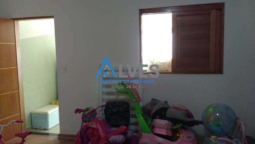 Casa, 4 quartos, 245 m² - Foto 28