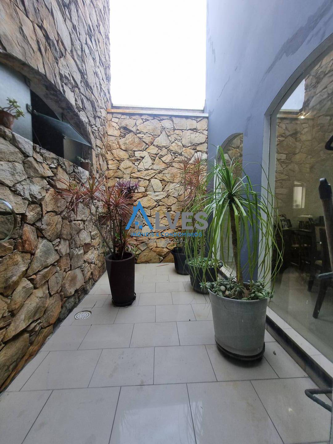 Casa, 4 quartos, 215 m² - Foto 14