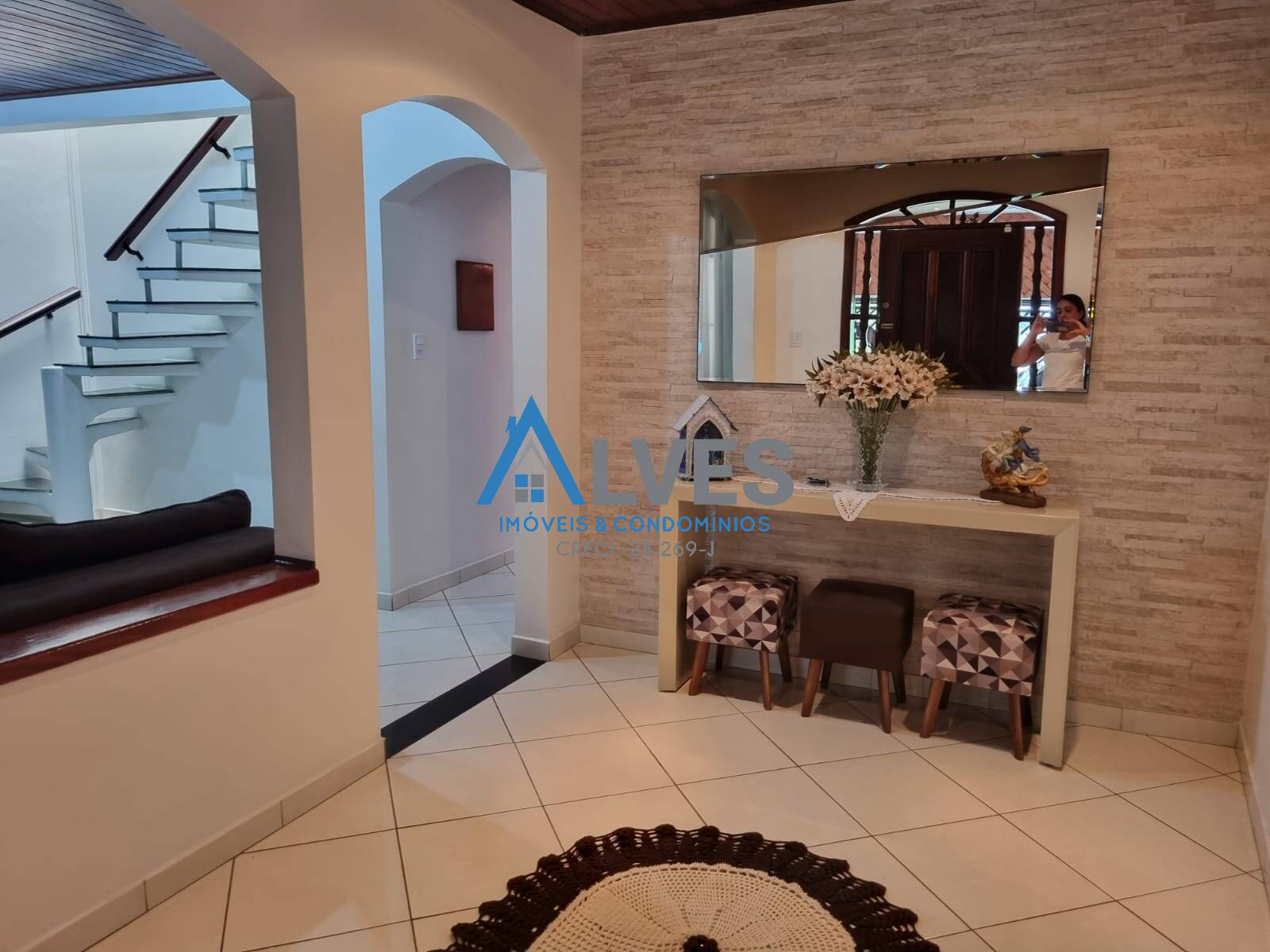 Casa, 3 quartos, 206 m² - Foto 1