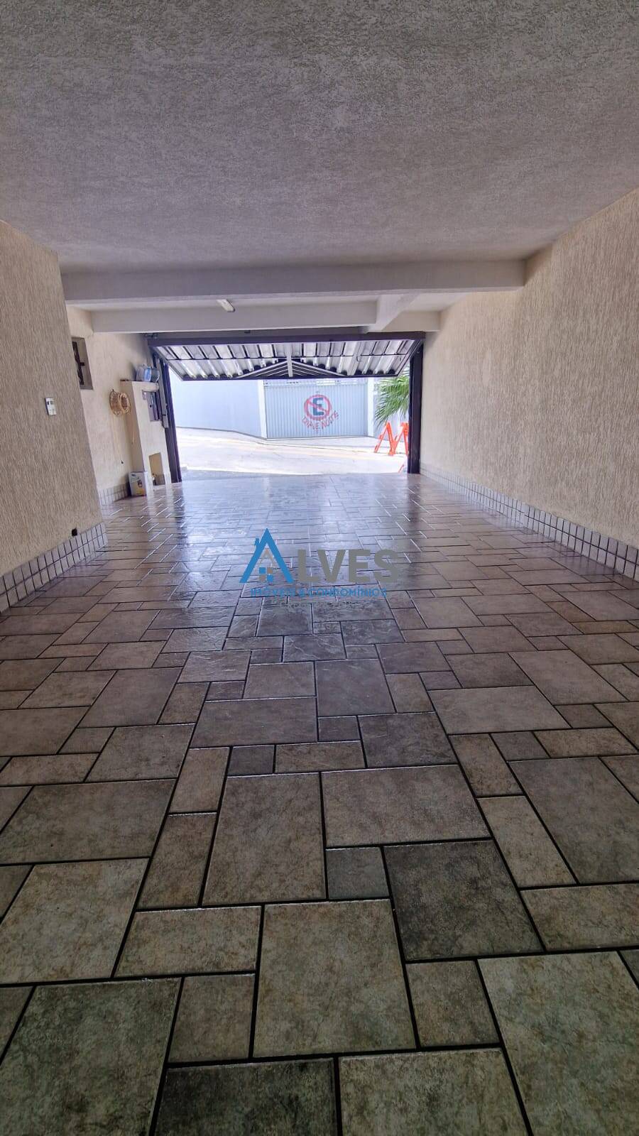 Casa, 3 quartos, 258 m² - Foto 20