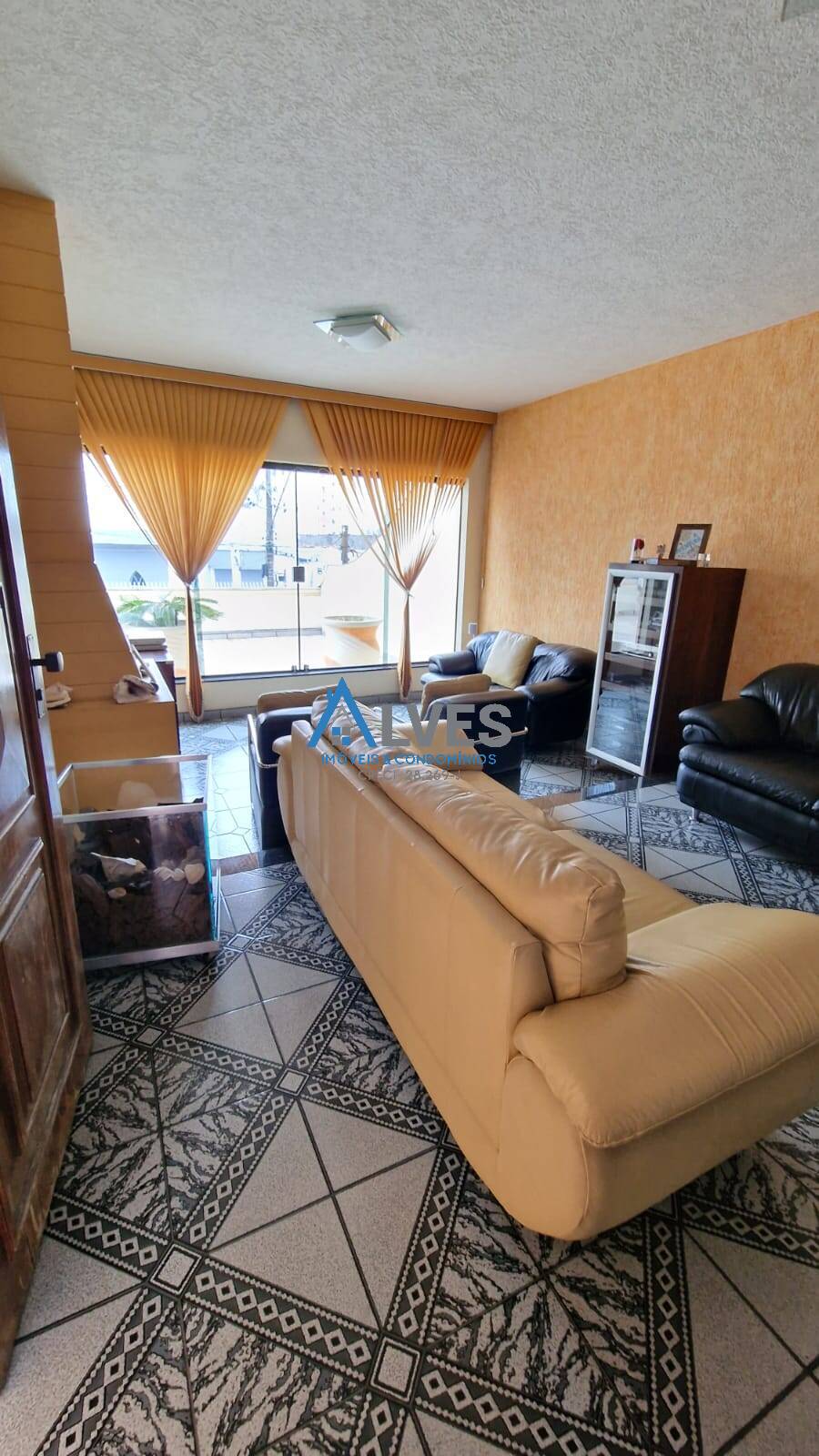 Casa, 3 quartos, 258 m² - Foto 4