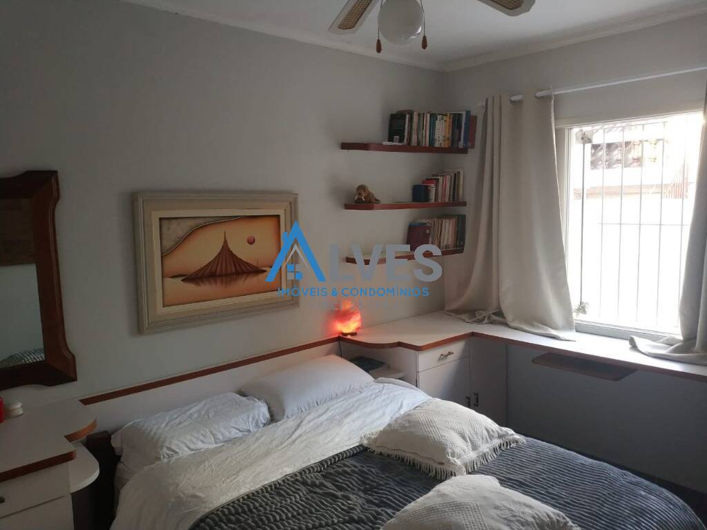 Casa, 4 quartos, 200 m² - Foto 47