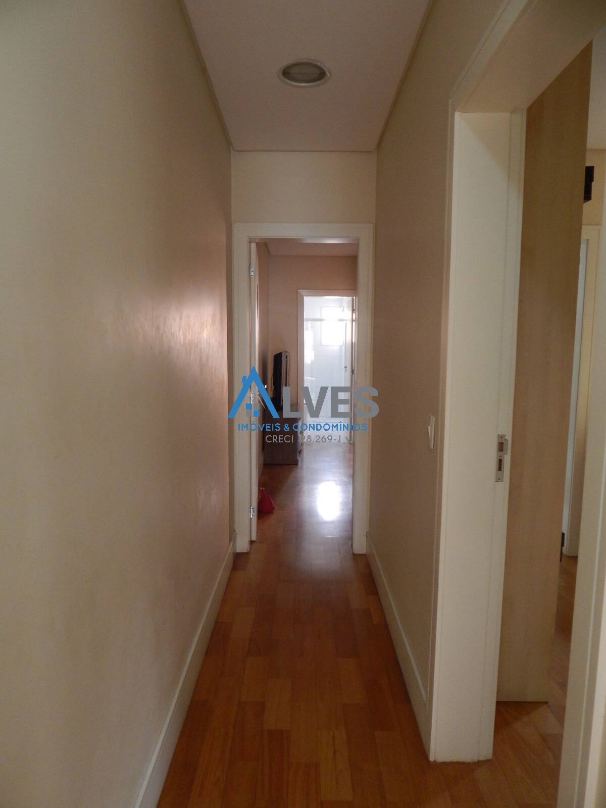 Casa, 3 quartos, 245 m² - Foto 9