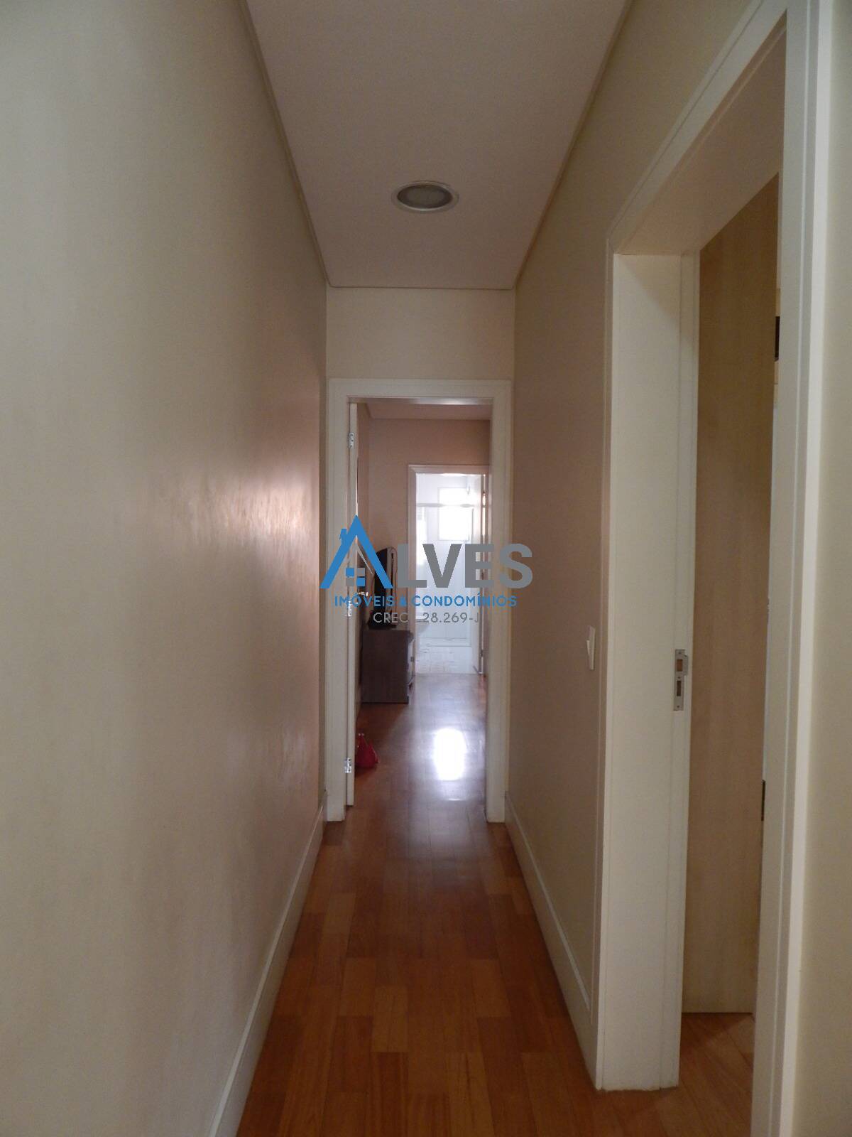 Casa, 3 quartos, 245 m² - Foto 22