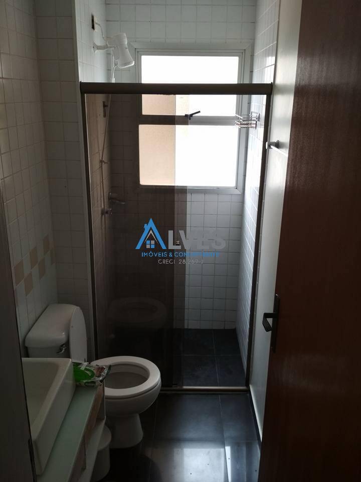 Apartamento para alugar com 2 quartos, 65m² - Foto 6