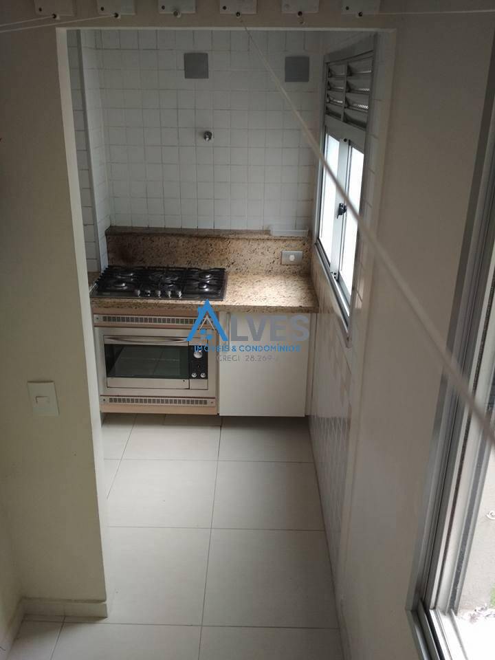Apartamento para alugar com 2 quartos, 65m² - Foto 9