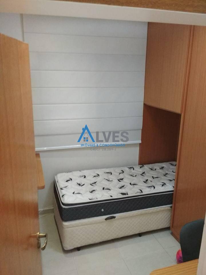 Apartamento para alugar com 2 quartos, 65m² - Foto 12
