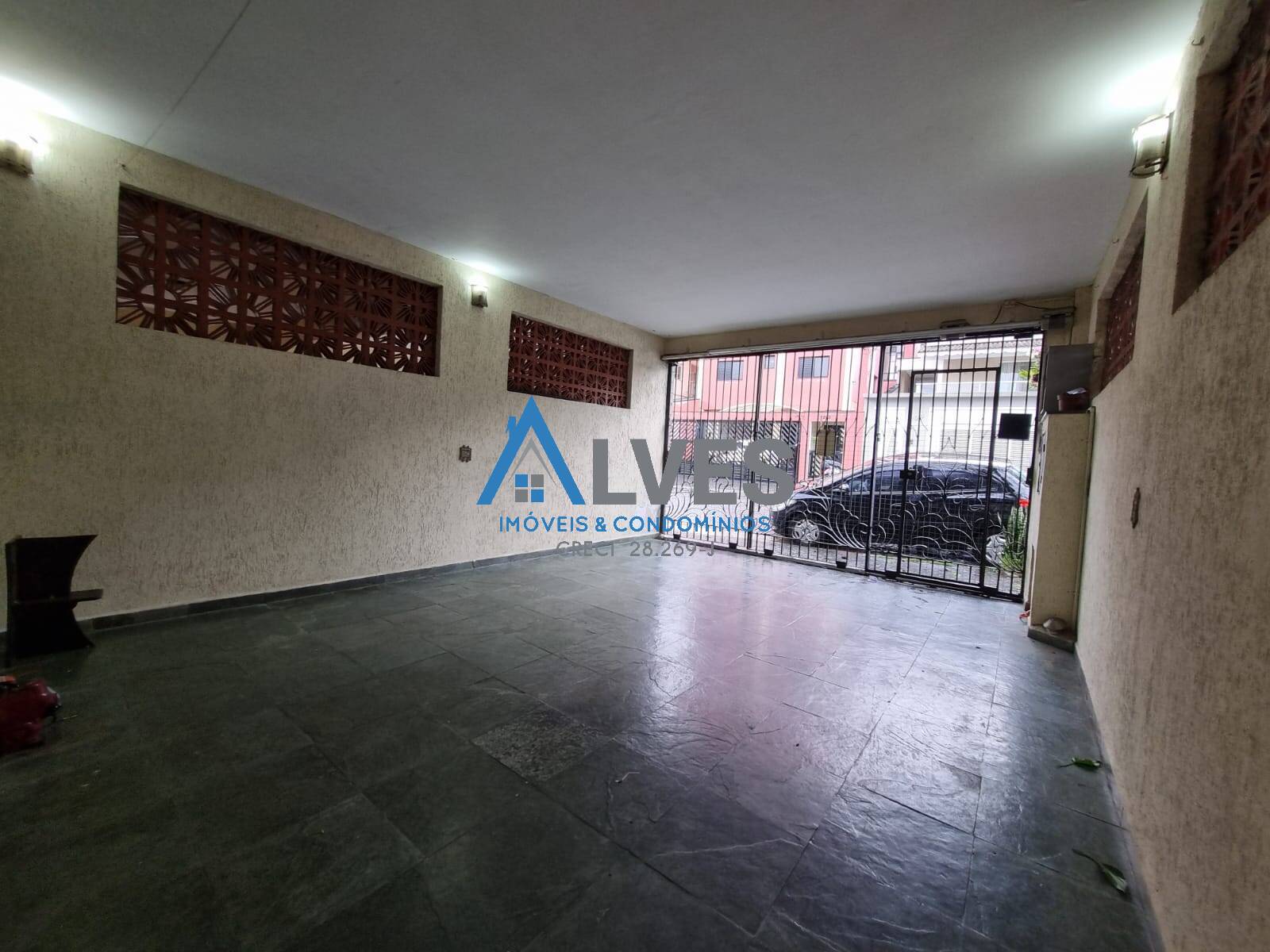 Casa para alugar com 3 quartos, 250m² - Foto 3