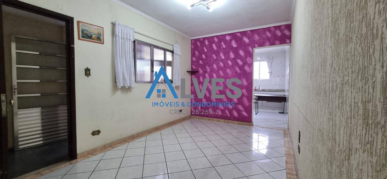 Casa para alugar com 3 quartos, 250m² - Foto 7