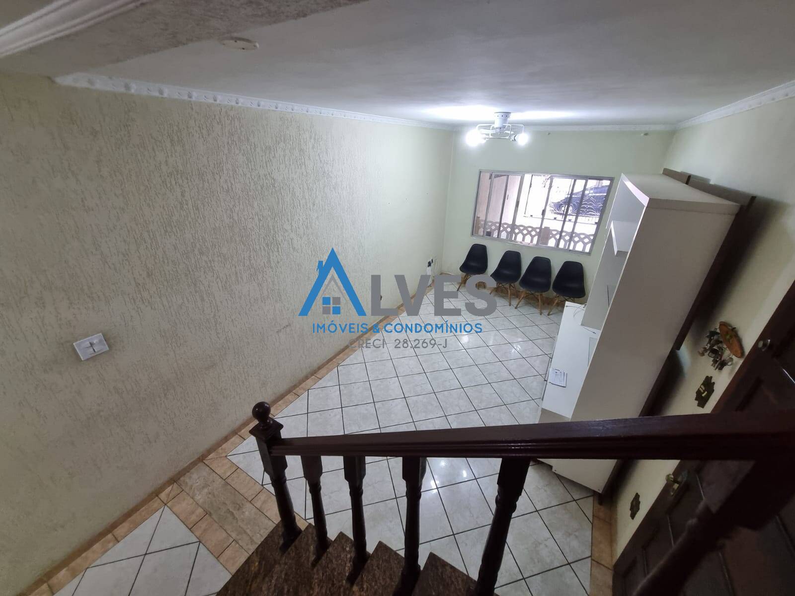 Casa para alugar com 3 quartos, 250m² - Foto 14
