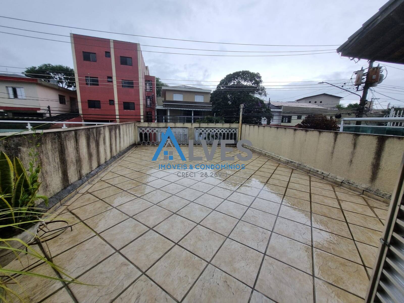 Casa para alugar com 3 quartos, 250m² - Foto 17