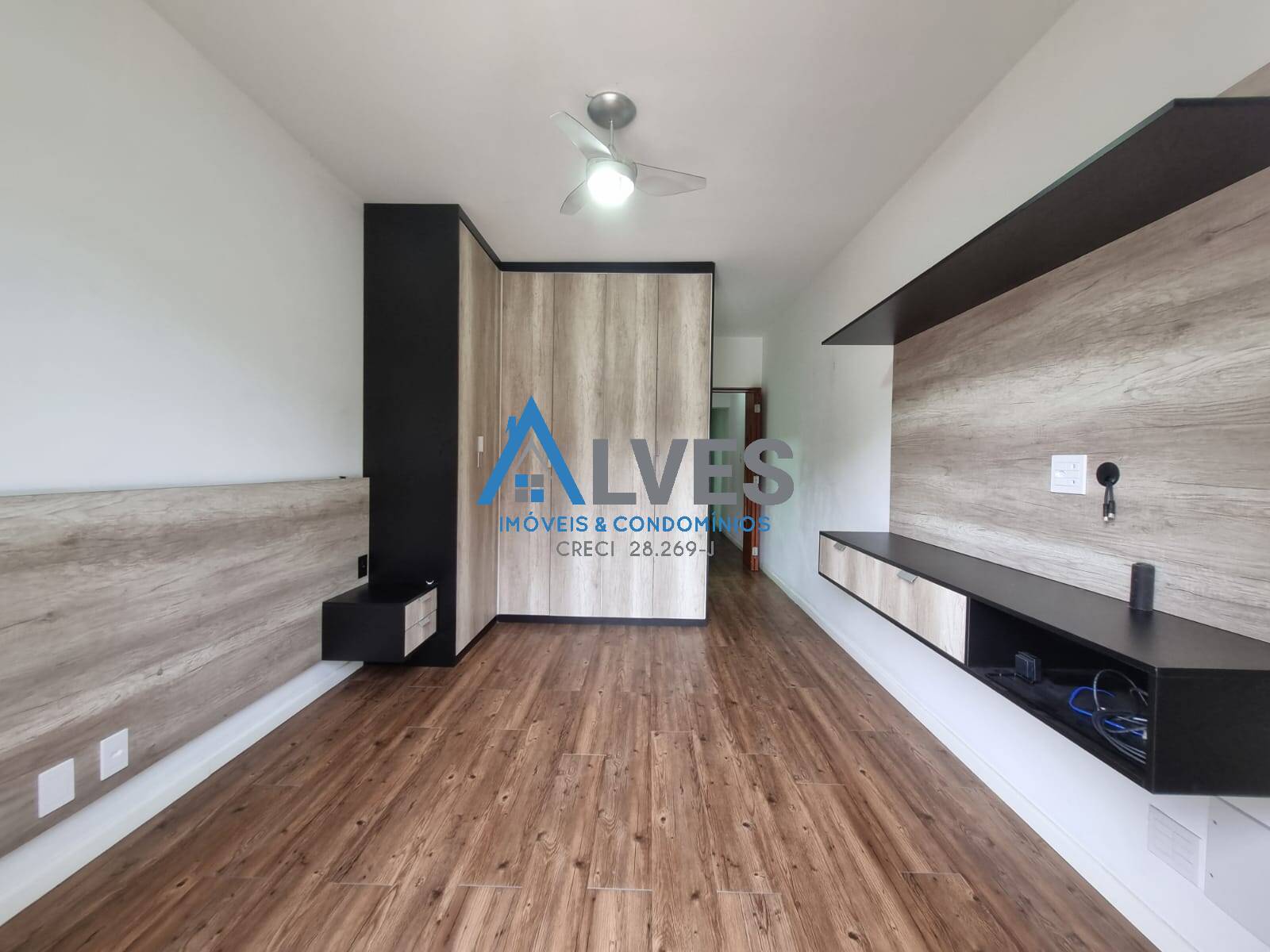 Casa para alugar com 3 quartos, 250m² - Foto 20