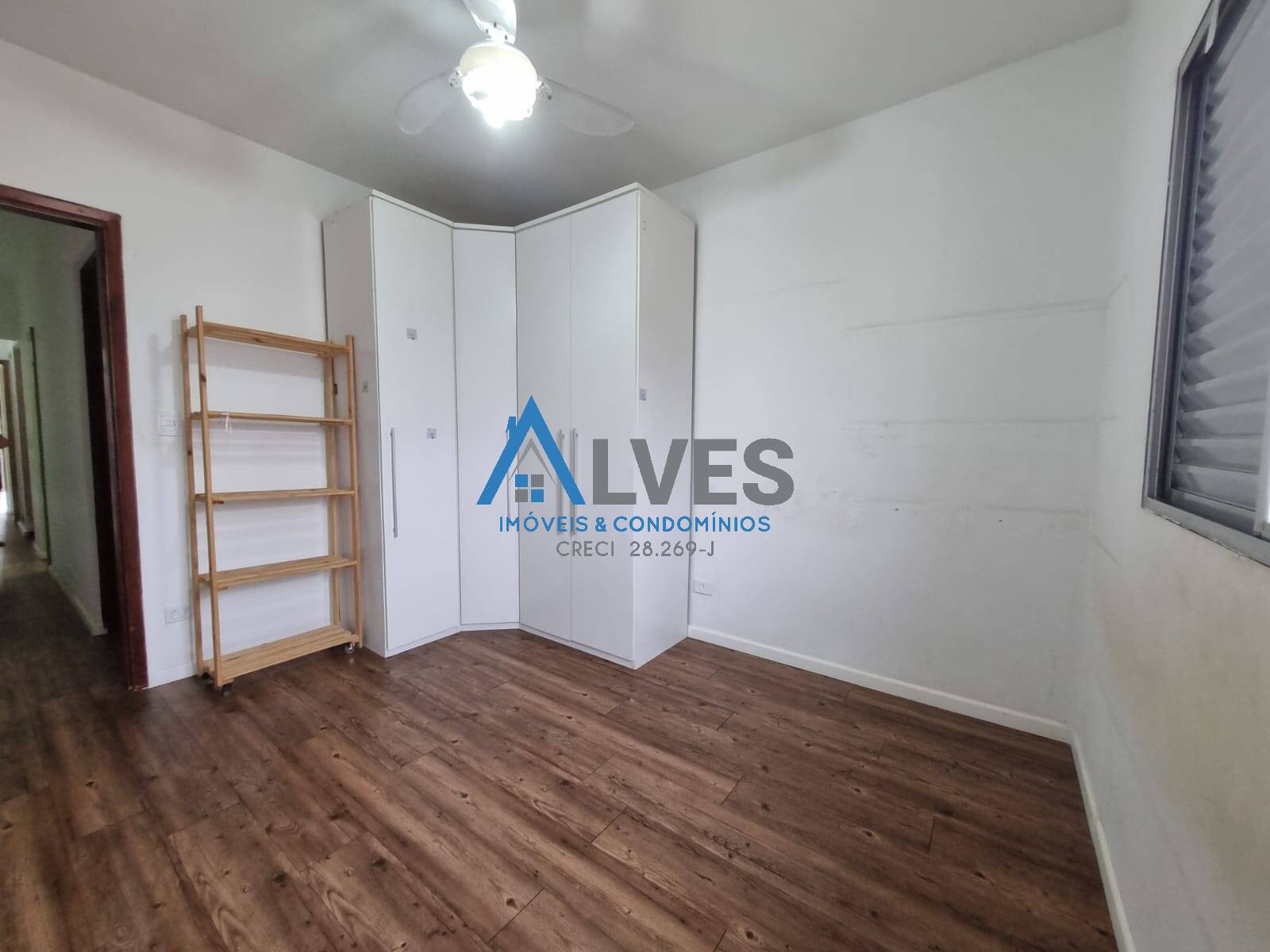 Casa para alugar com 3 quartos, 250m² - Foto 26