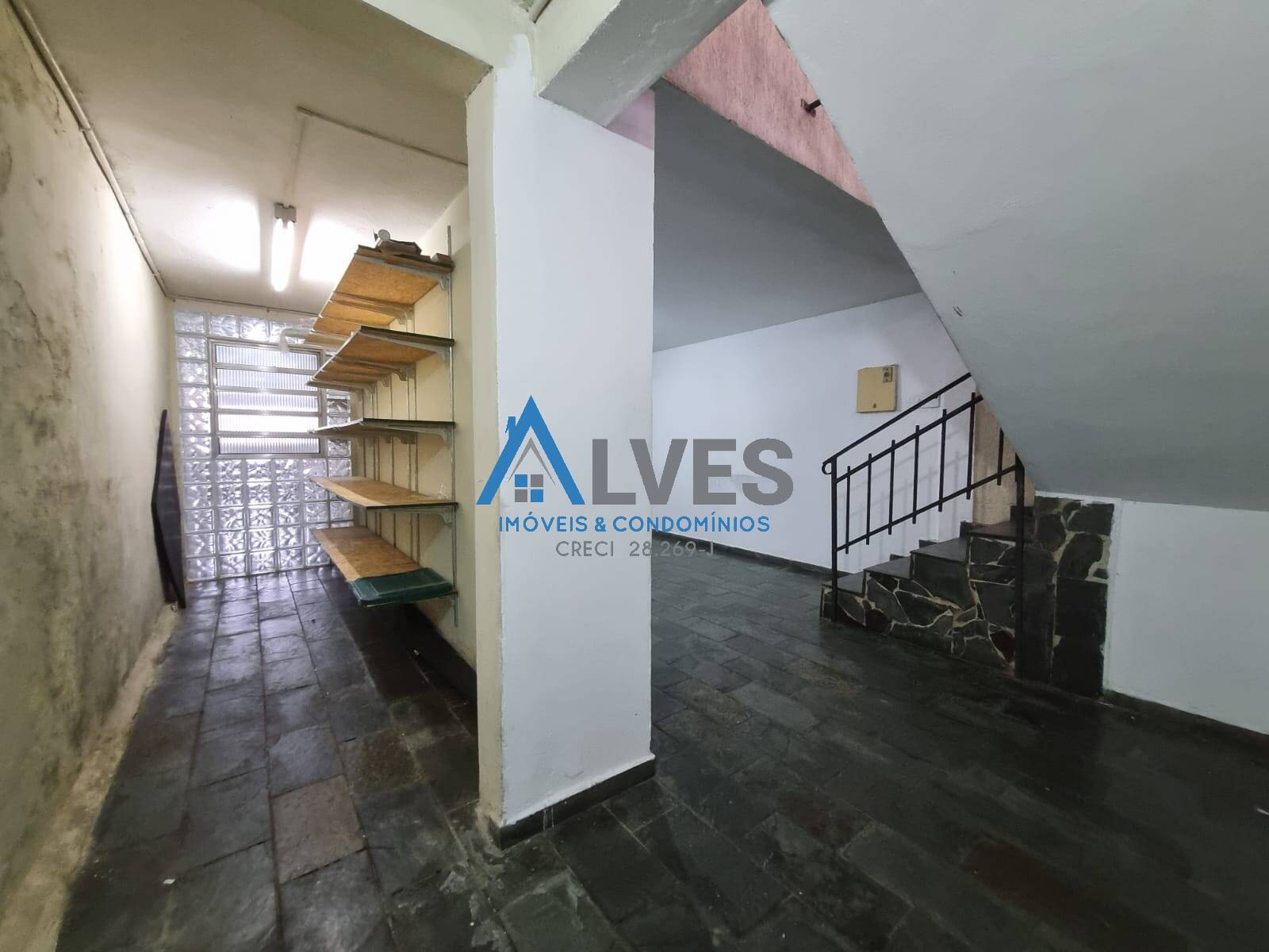 Casa para alugar com 3 quartos, 250m² - Foto 30