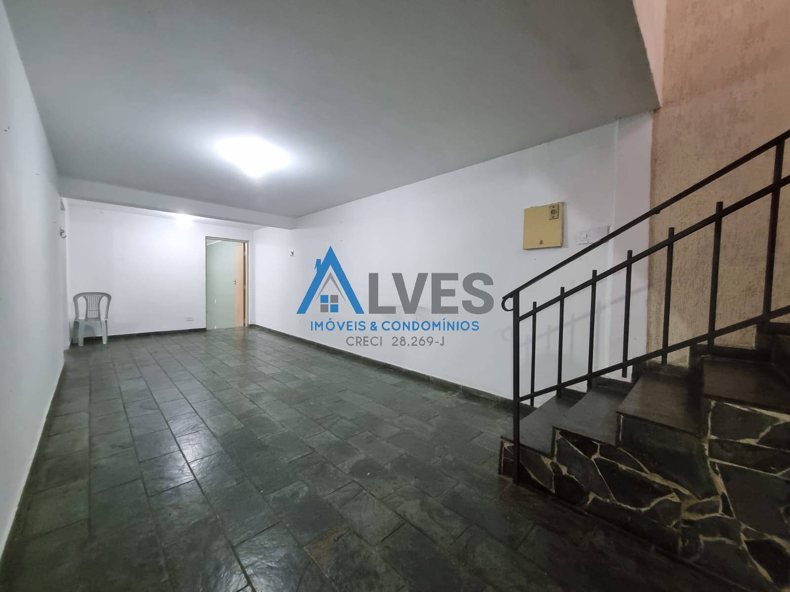 Casa para alugar com 3 quartos, 250m² - Foto 29