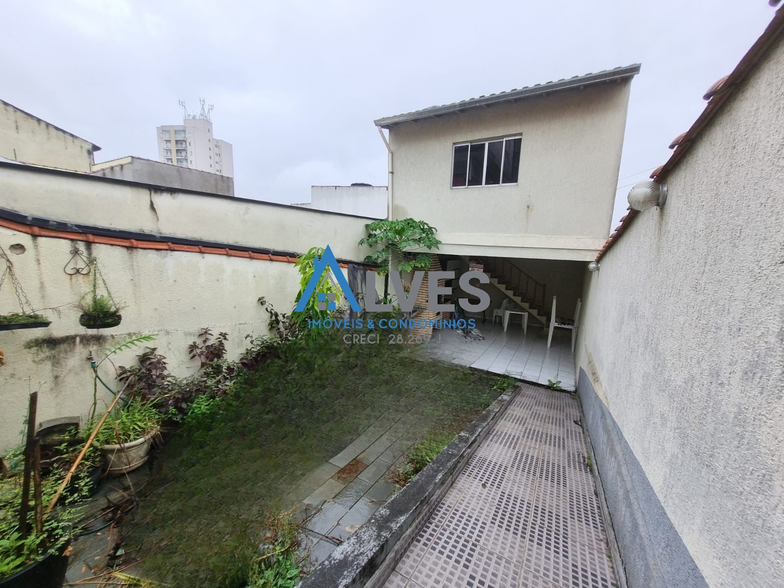 Casa para alugar com 3 quartos, 250m² - Foto 38