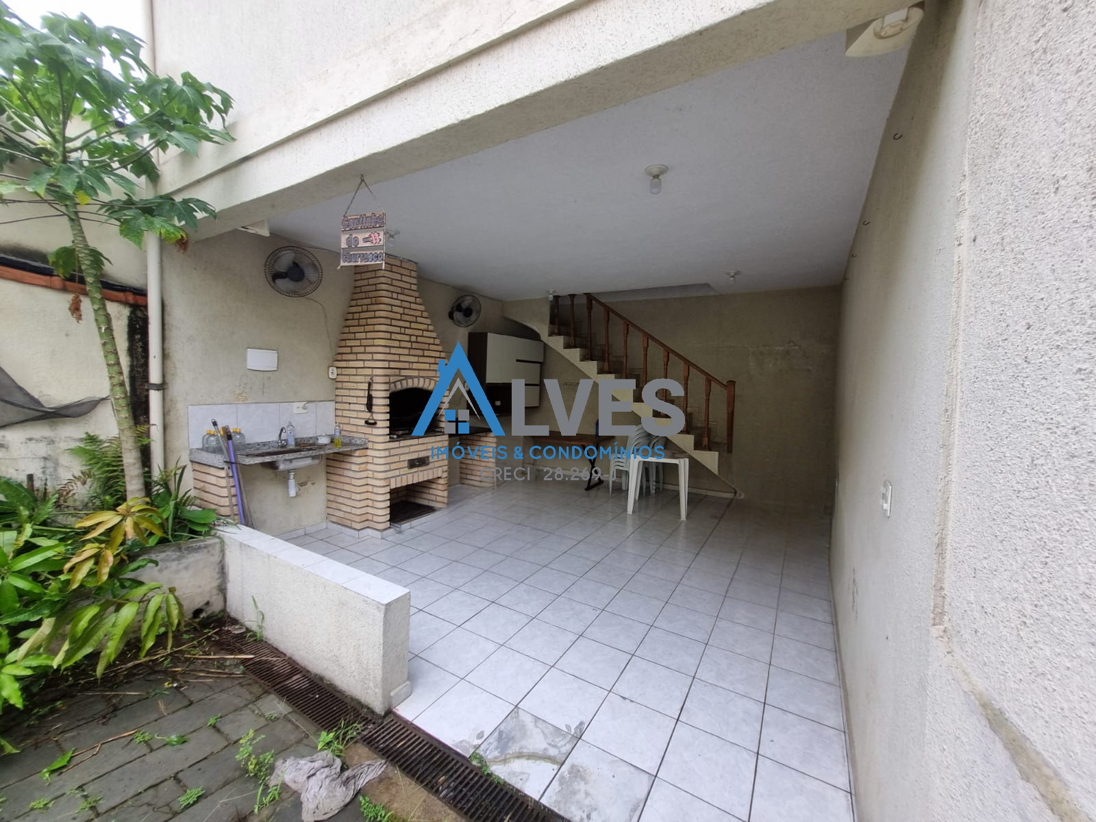 Casa para alugar com 3 quartos, 250m² - Foto 39