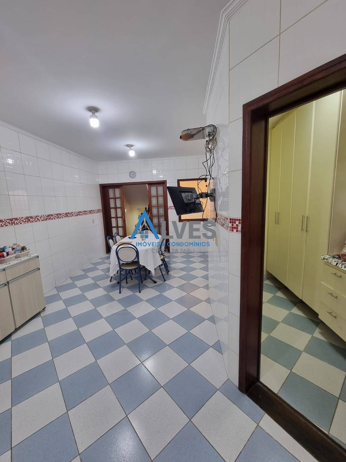Sobrado, 3 quartos, 330 m² - Foto 5