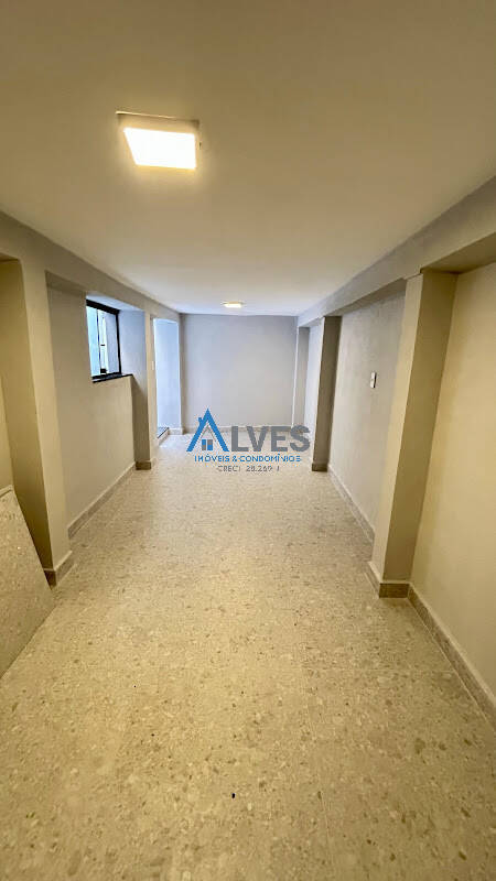 Casa à venda com 3 quartos, 192m² - Foto 32