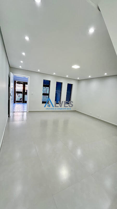 Casa à venda com 3 quartos, 192m² - Foto 5