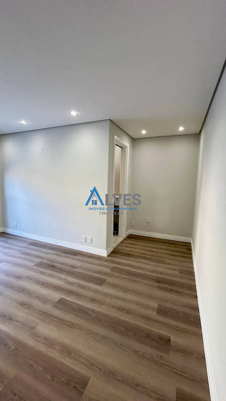 Casa à venda com 3 quartos, 192m² - Foto 12
