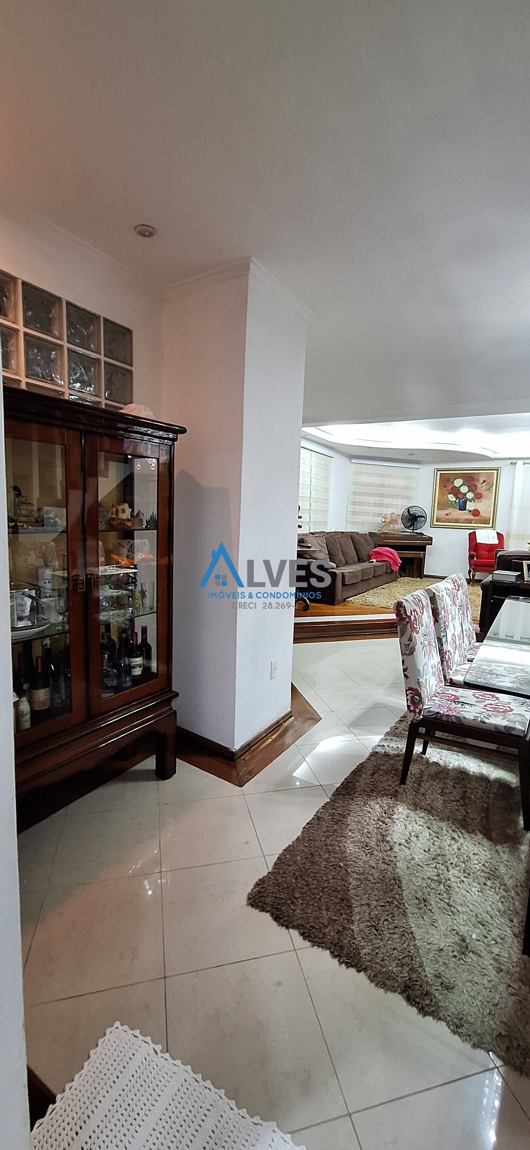 Casa, 3 quartos, 240 m² - Foto 10