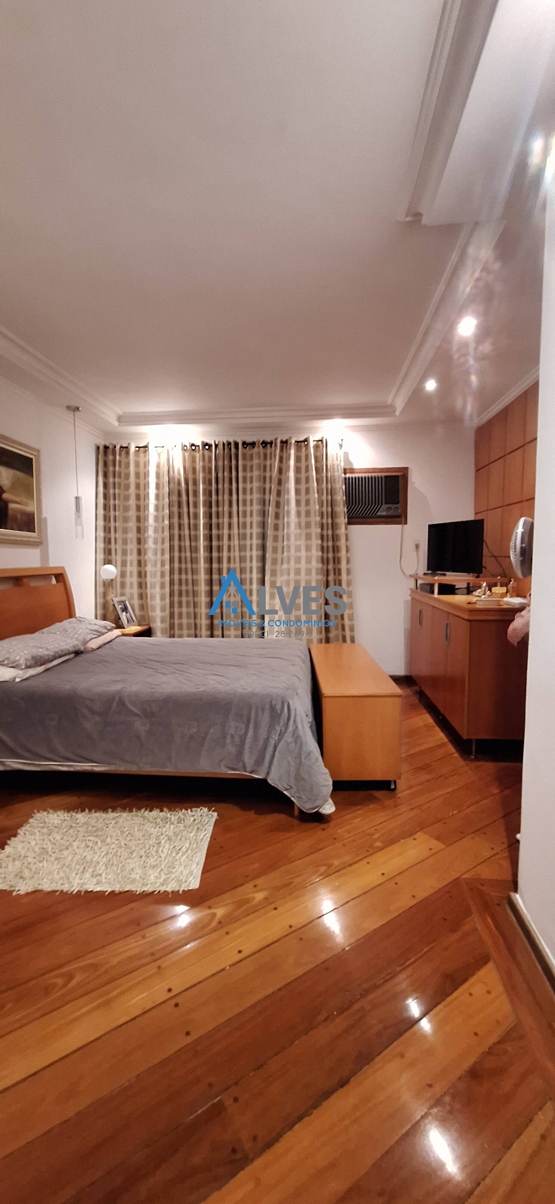 Casa, 3 quartos, 240 m² - Foto 34