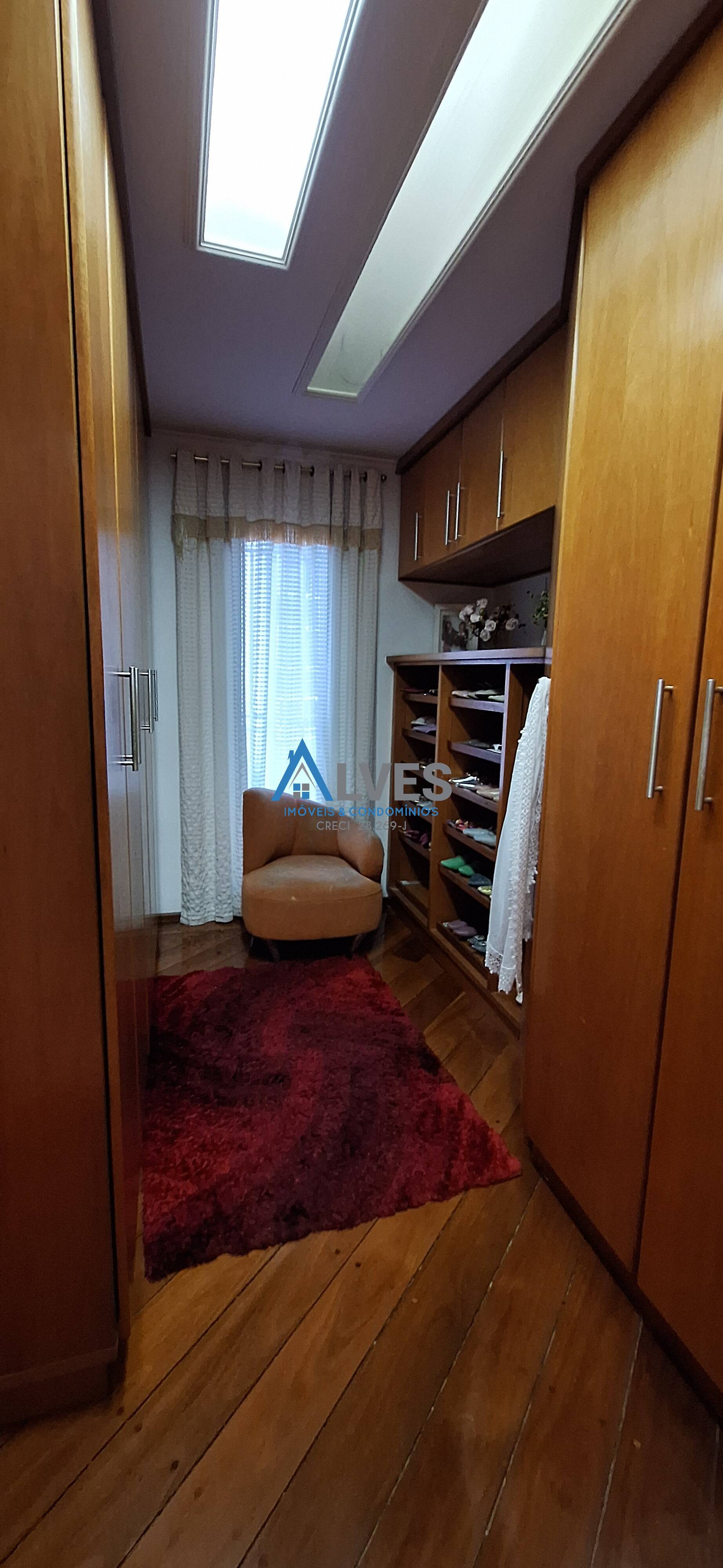 Casa, 3 quartos, 240 m² - Foto 44