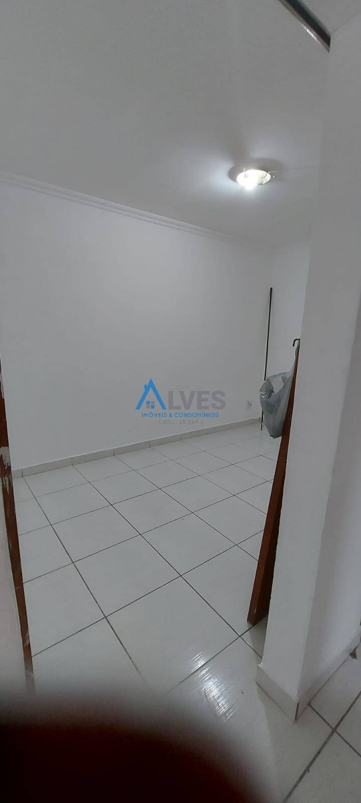 Apartamento à venda com 2 quartos, 66m² - Foto 5