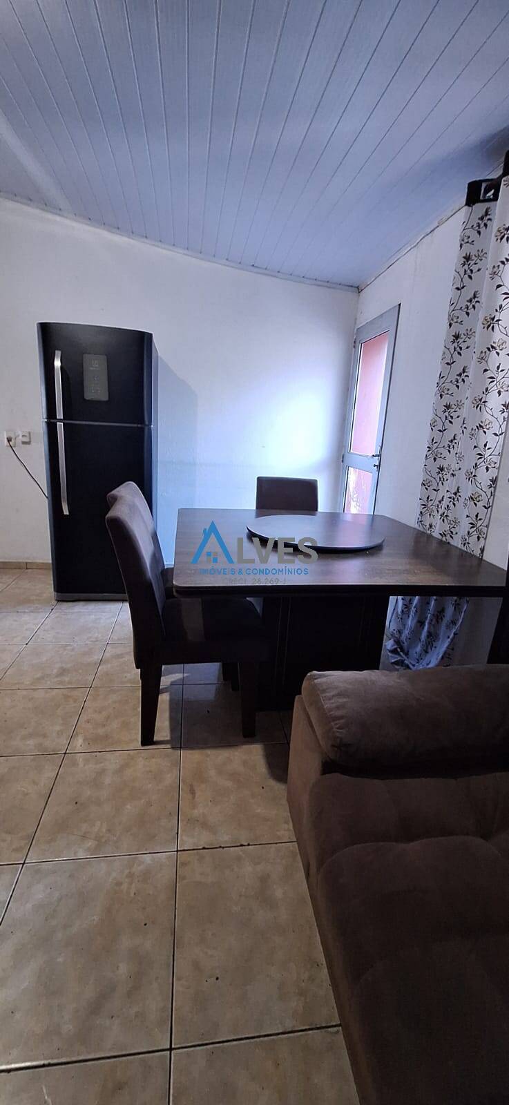Casa à venda com 4 quartos - Foto 2