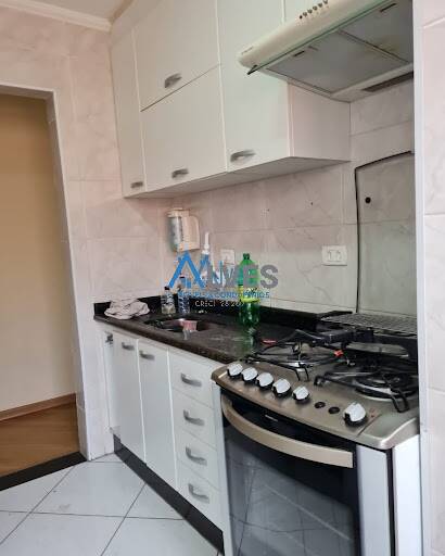 Apartamento à venda com 2 quartos, 58m² - Foto 2