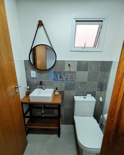 Sobrado, 3 quartos, 270 m² - Foto 2