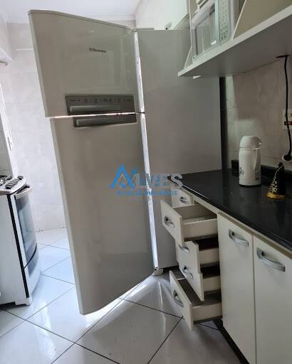Apartamento à venda com 2 quartos, 58m² - Foto 9