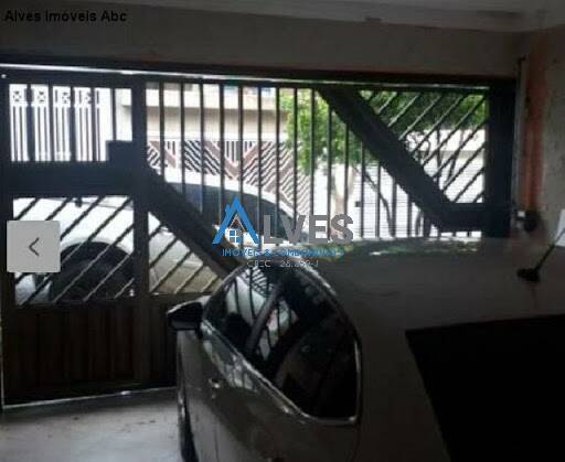 Casa à venda com 3 quartos, 250m² - Foto 2