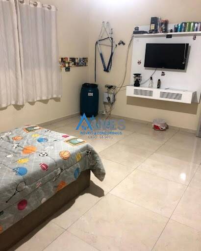 Casa, 3 quartos, 200 m² - Foto 13