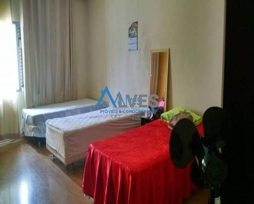 Casa, 5 quartos, 450 m² - Foto 14