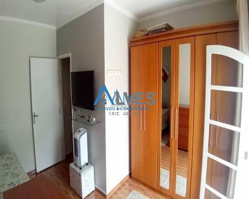 Casa, 4 quartos, 225 m² - Foto 31