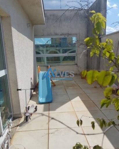 Apartamento, 3 quartos, 140 m² - Foto 2