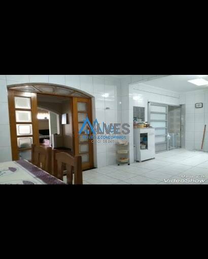 Casa, 3 quartos, 235 m² - Foto 34