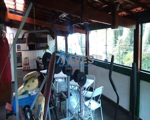 Casa, 3 quartos, 300 m² - Foto 2