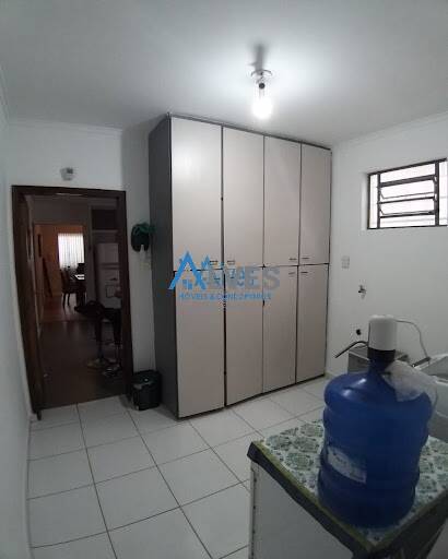 Casa, 3 quartos, 220 m² - Foto 17