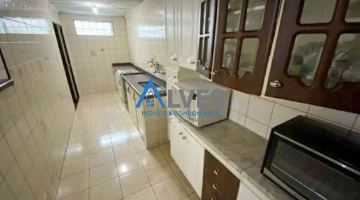 Casa, 3 quartos, 300 m² - Foto 8