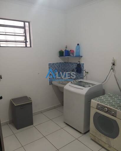 Casa, 3 quartos, 220 m² - Foto 16